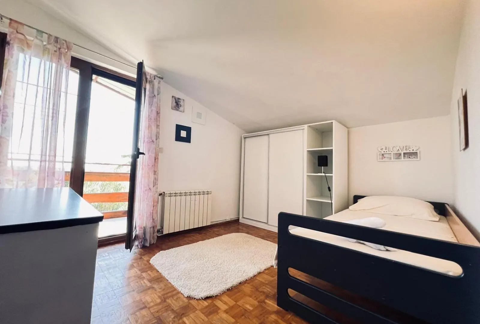 Apartment With Garden And Terrace Pula Croatia